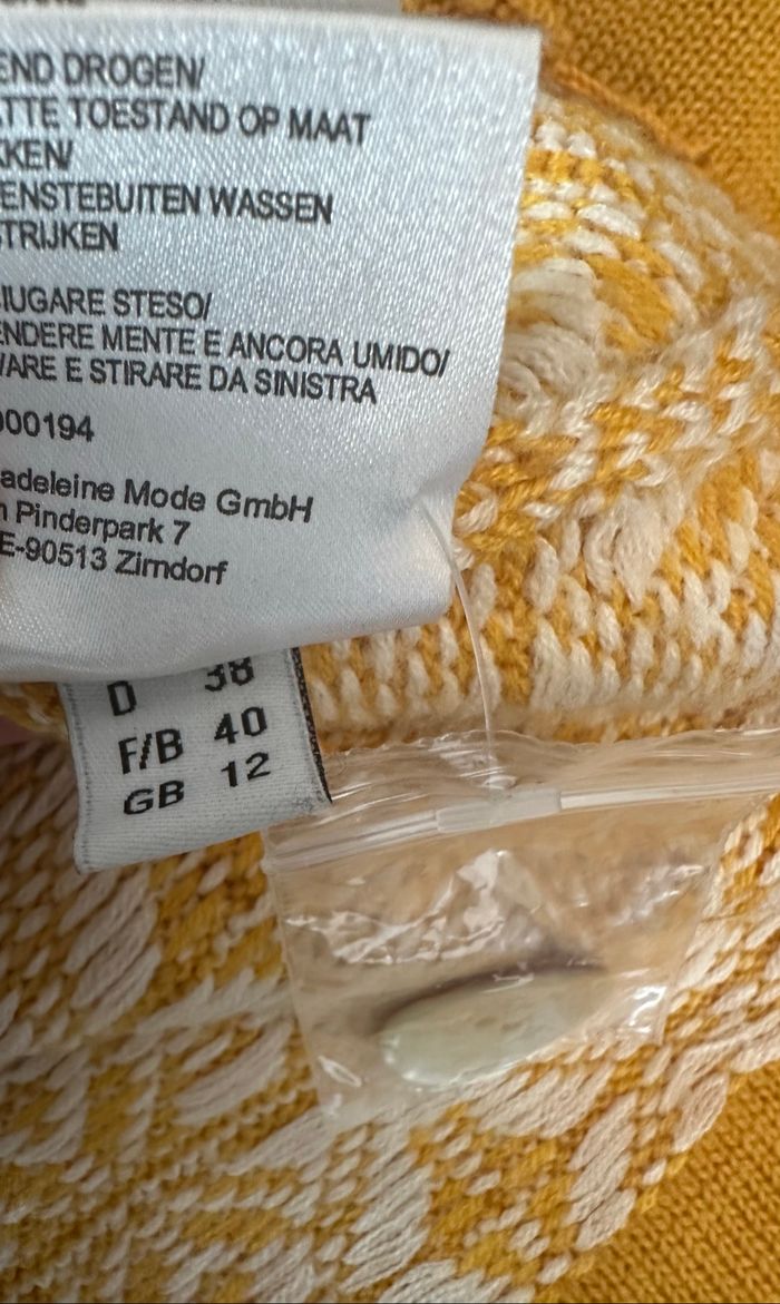 Cardigan en laine vierge jaune et blanc Madeleine T40 L - photo numéro 9