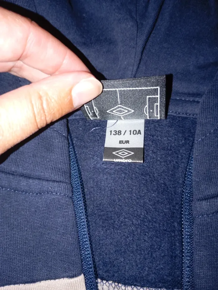 Veste de survêtement 10ans Umbro - photo numéro 5