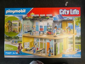 71327 - Playmobil City Life - Ecole aménagée