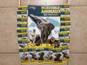 Panini - Incroyables animaux du Monde, lot de 20 pochettes de cards