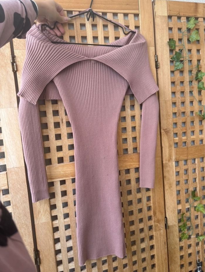 Robe moulante Zara, taille S, couleur rose poudré. - photo numéro 2