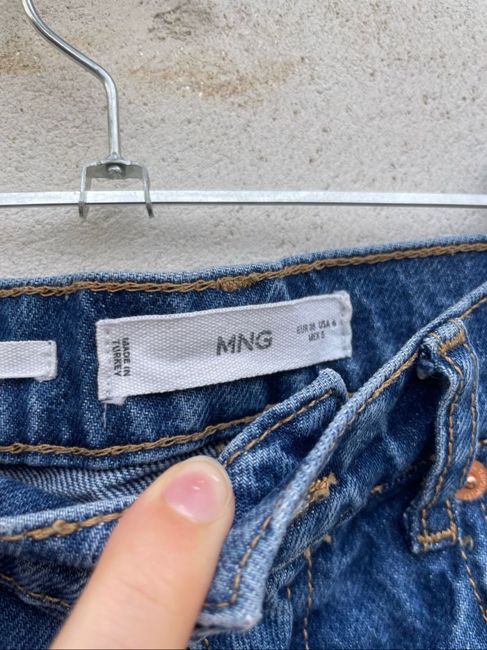 Jean bleu - photo numéro 4