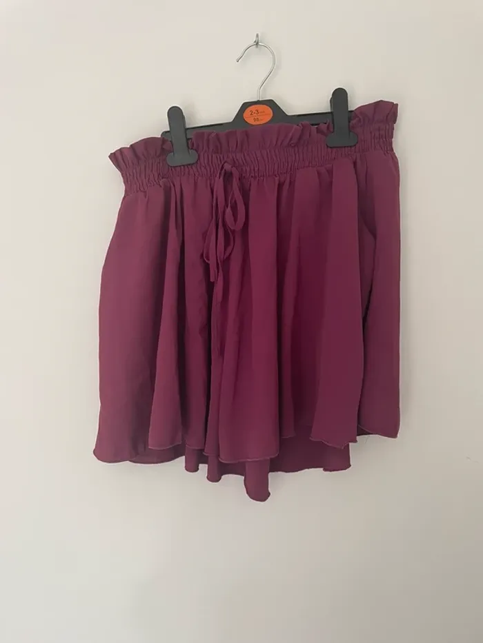 Short jupe prune
