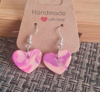 Boucles d’oreilles artisanales en pâte polymère