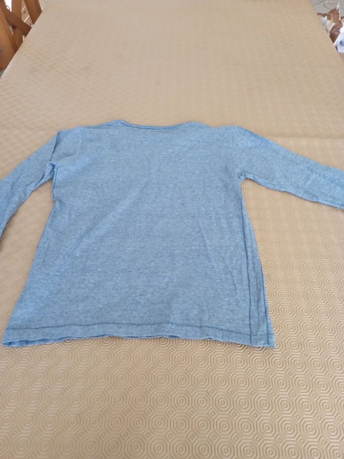 T-shirt manches longues taille 11-12 ans en très bon état - photo numéro 4
