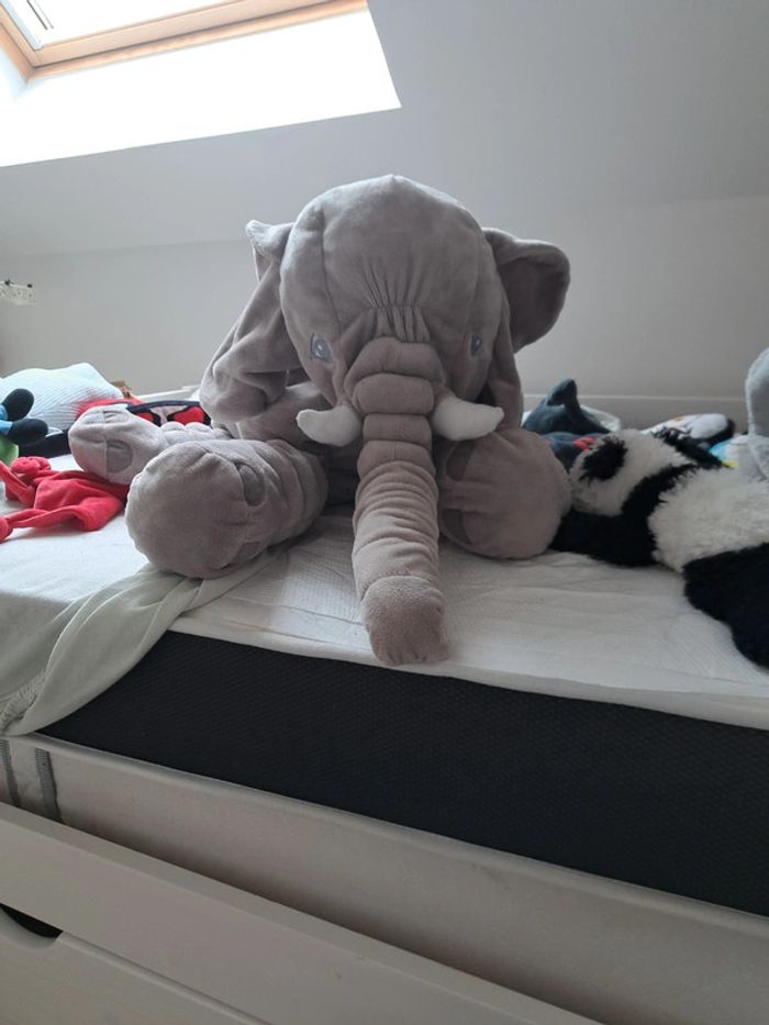 Peluche éléphant