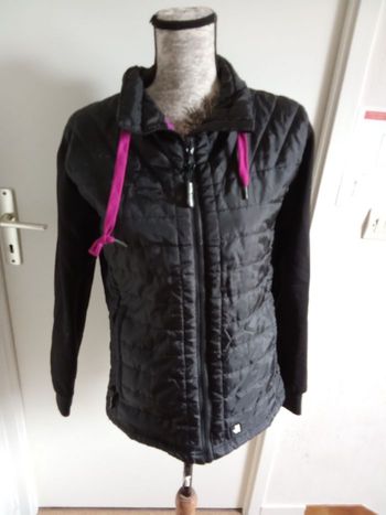 Veste , doudoune matelassée mi saison, femme taille M ou 38,40, noire, rose, imperméable