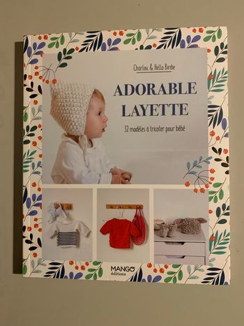 Livre: Adorable Layette - 32 modèles à tricoter pour bébé 