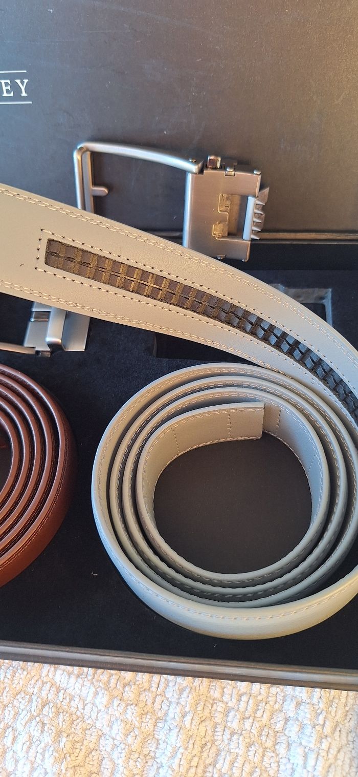 Coffret 3 ceintures pour homme "Buckley Belts" - photo numéro 6