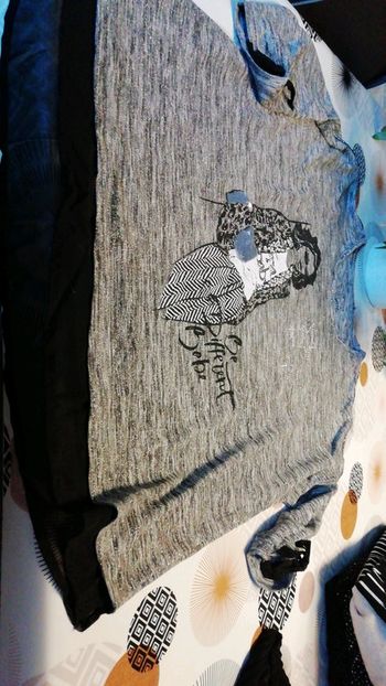 T shirt c&a manche 3/4 taille XL