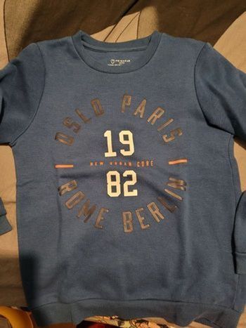 Pull garçon 9/10ans