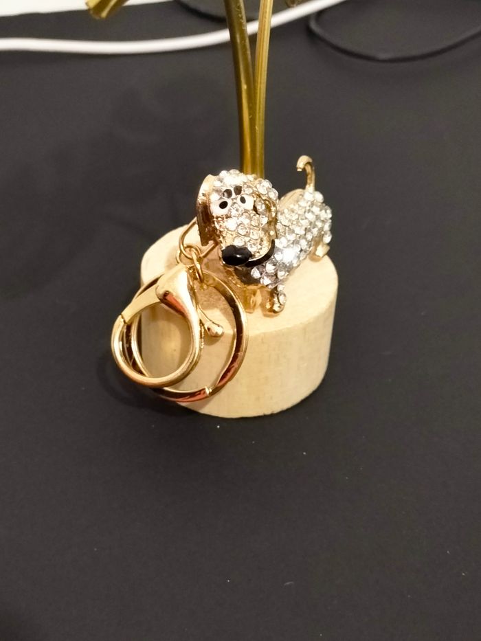 Porte clé bijou de sac TECKEL neuf avec strass - photo numéro 2