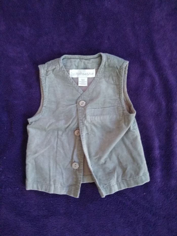 Gilet taille 6 mois