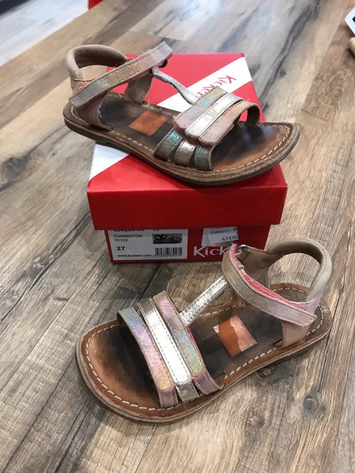 Sandales