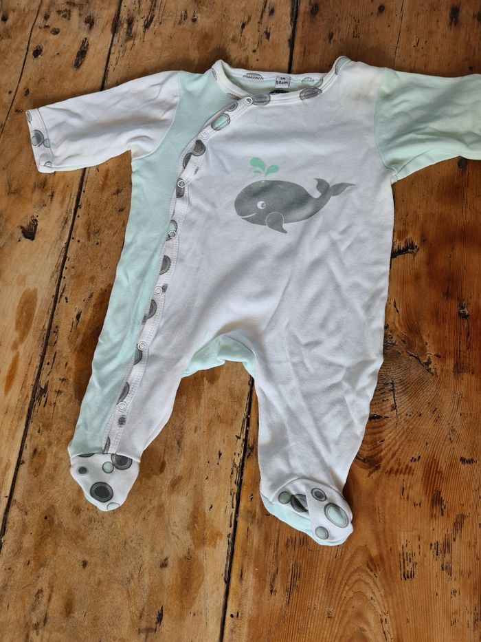 Lot trois pyjamas légers 1-3 mois - photo numéro 3