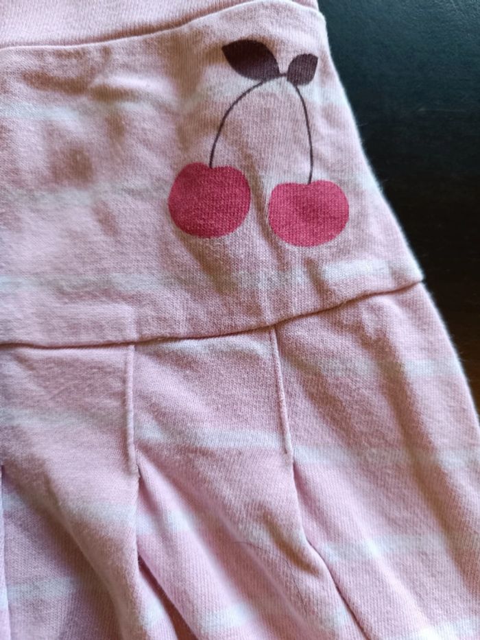 Jupe H&M - Taille 6/7 ANS - photo numéro 2