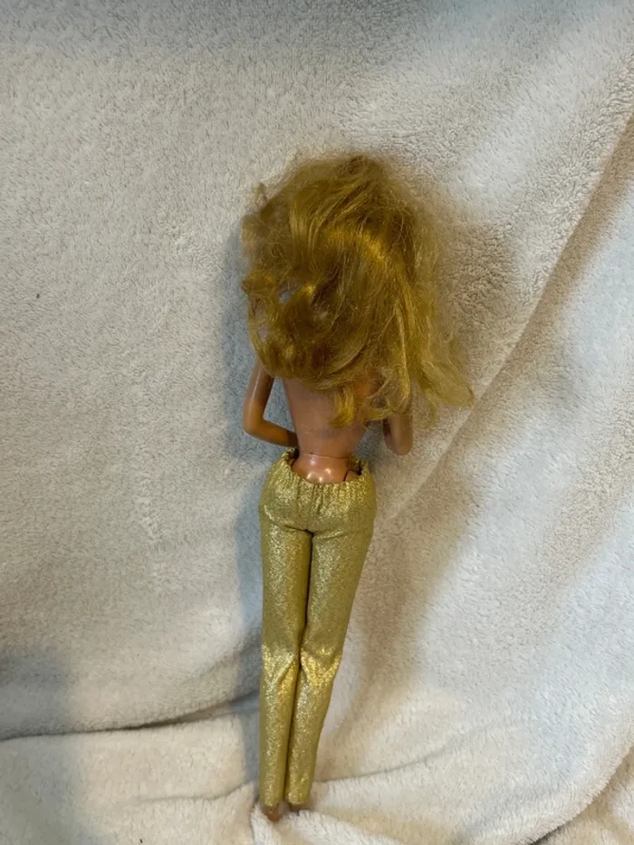 Barbie golden dream #1874 MATTEL 1981 - photo numéro 3