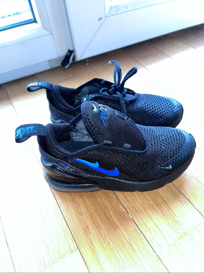 Basket noir et bleu