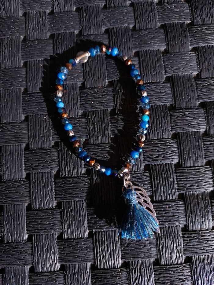 Bracelet bleu aile et pompon