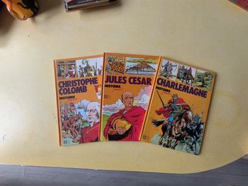 Lot 3 livres Histoire Juniors Colomb, César, Charlemagne