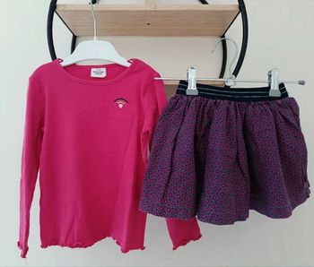 3 ans ensemble Teeshirt côtelé tape a l'oeil et jupe Okaïdi