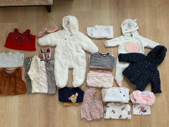 Lot 6 mois bébé fille - 36 pièces