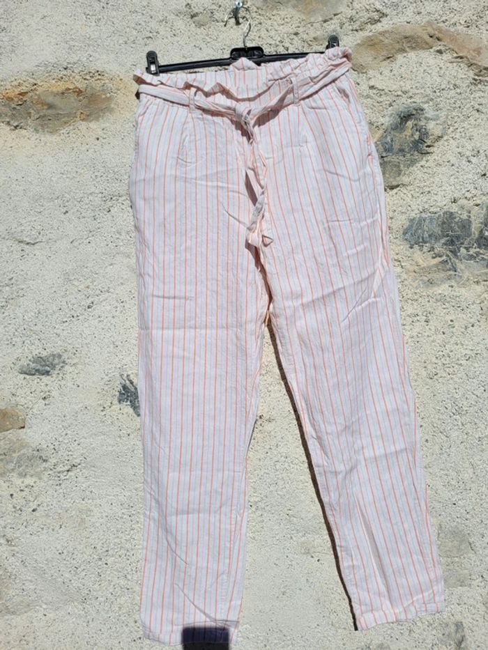 Superbe pantalon en lin Gémo,  crème à rayures abricot, 16 ans, neuf