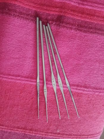 Lot de 5 crochets couture 