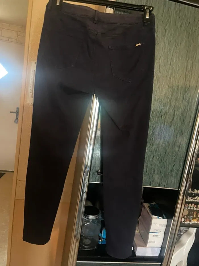 Pantalon jean bleu/violet - photo numéro 3