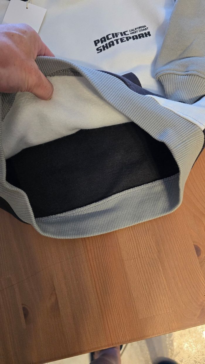 NEUFS (non portés)🏷🏷🥰💙🤩 sublime  ensemble molleton  et molletonné 3 ans garçon 💙🥰😍(ferme) - photo numéro 4