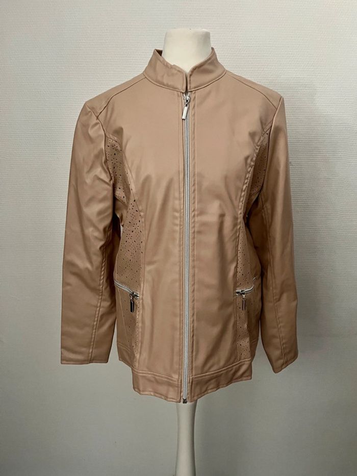 Veste simili cuir nude, beige rosé taille 42