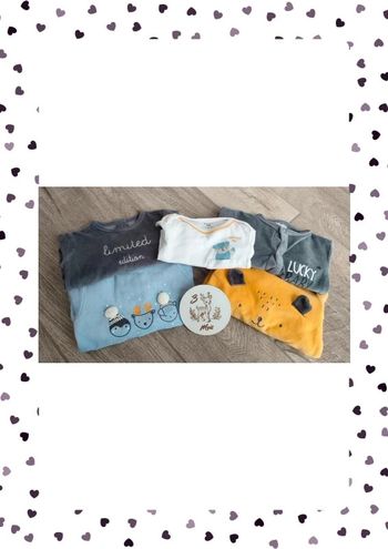 Lot de Pyjamas velours et un body