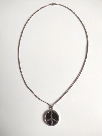 Collier peace and love