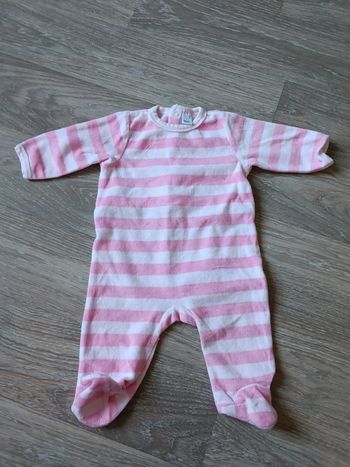 pyjama 3 mois parfait état
