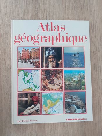 Livre Atlas Géographique / Le grand livre du mois