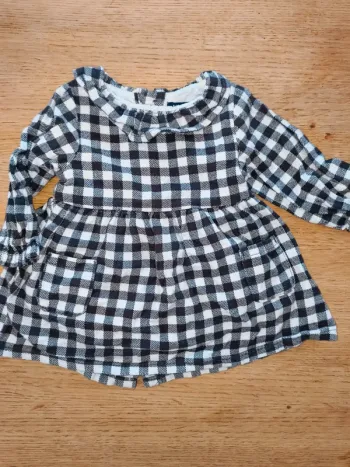 Robe hiver col claudine carreaux 3 mois excellent état Kiabi fille