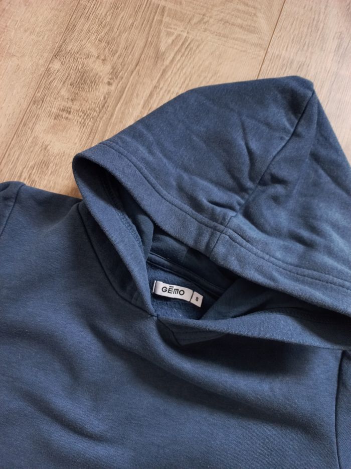 Sweat kiabi 8ans - photo numéro 2