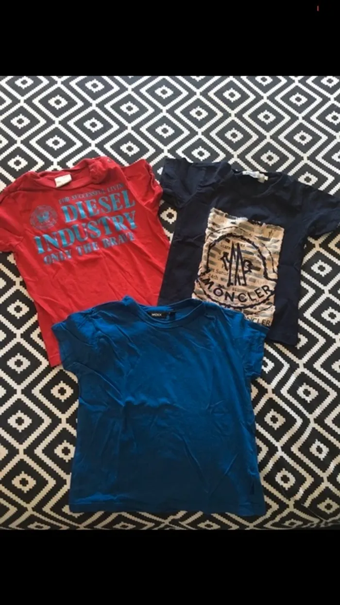 Lot 3 t-shirts
