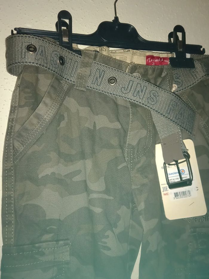 Pantalon jean s milliitaire T : 10 ans neuf - photo numéro 2