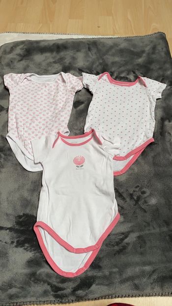 Lot de 3 bodies / body manche courtes - Obaibi - 6 mois