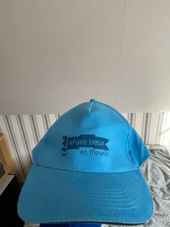 Casquette bleue