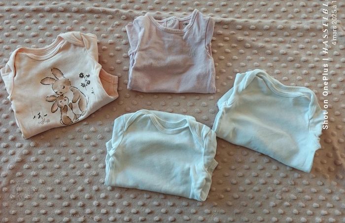 Lot de 4 bodies ML c&a et orchestra