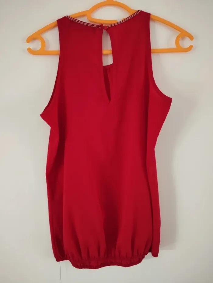 Débardeur rouge - photo numéro 3