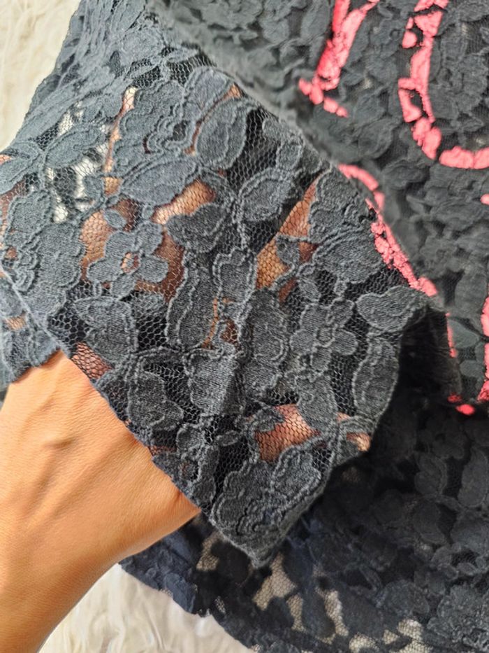 T-shirt dentelle Taille M - photo numéro 4