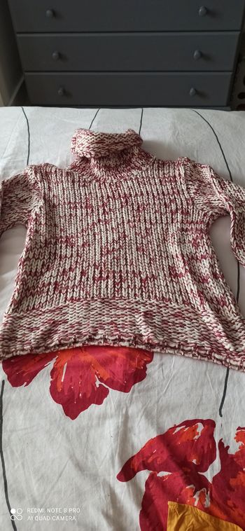 Pull col roule t. 42