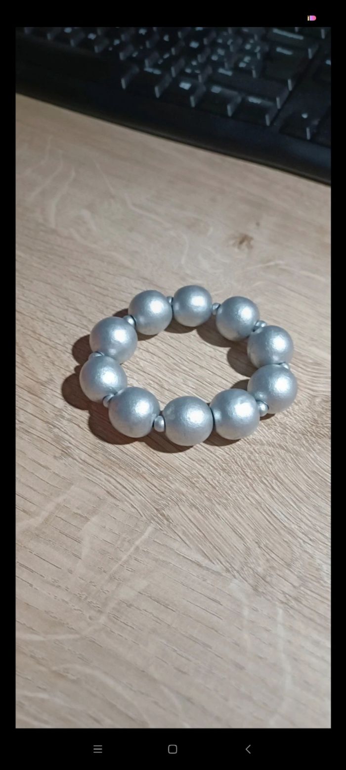 Bracelet gris