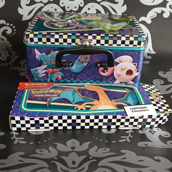 📌  Pokémon - Valise rentrée et Plumier Dracaufeu avec emballage - Lot 2 boîtes collector