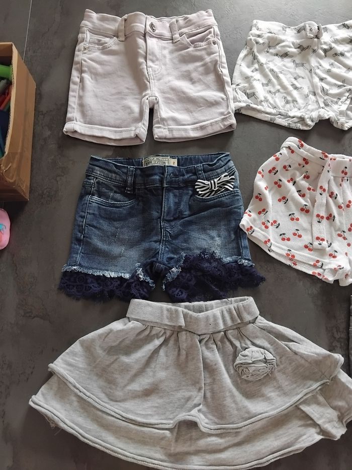 Lot shorts fille 2 ans - photo numéro 2