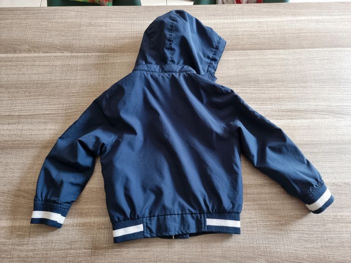 Blouson enfant taille 110 cm - photo numéro 4