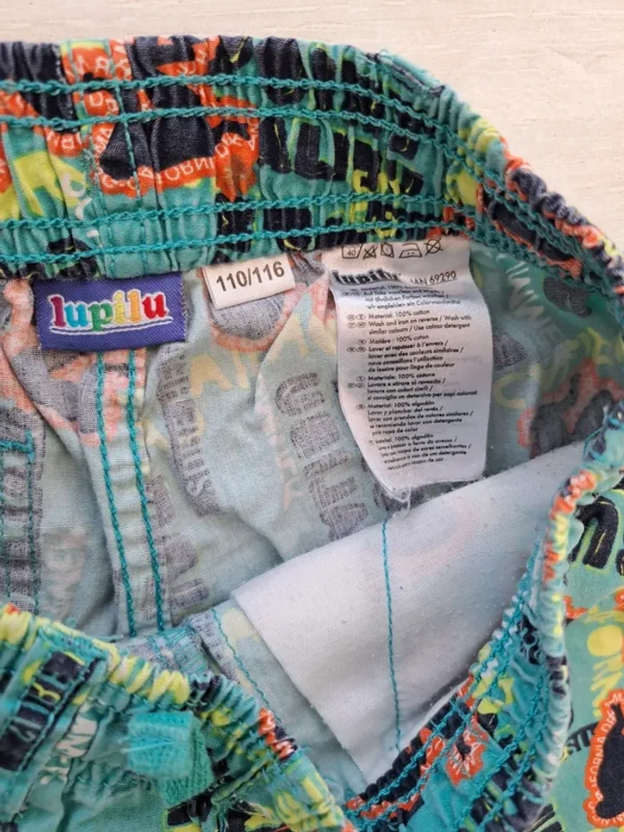 Short Lupilu - taille 110-116cm - 100% coton - motif surf - élastique - photo numéro 3